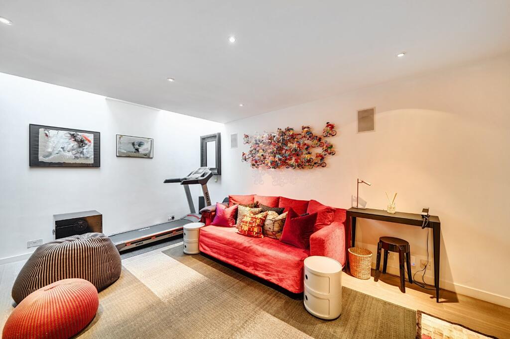 House in London - More