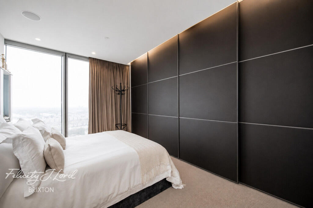 Main image of property: St George Wharf, London