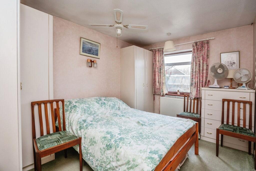 Mapletree Avenue, Waterlooville, Hampshire, PO8 - More