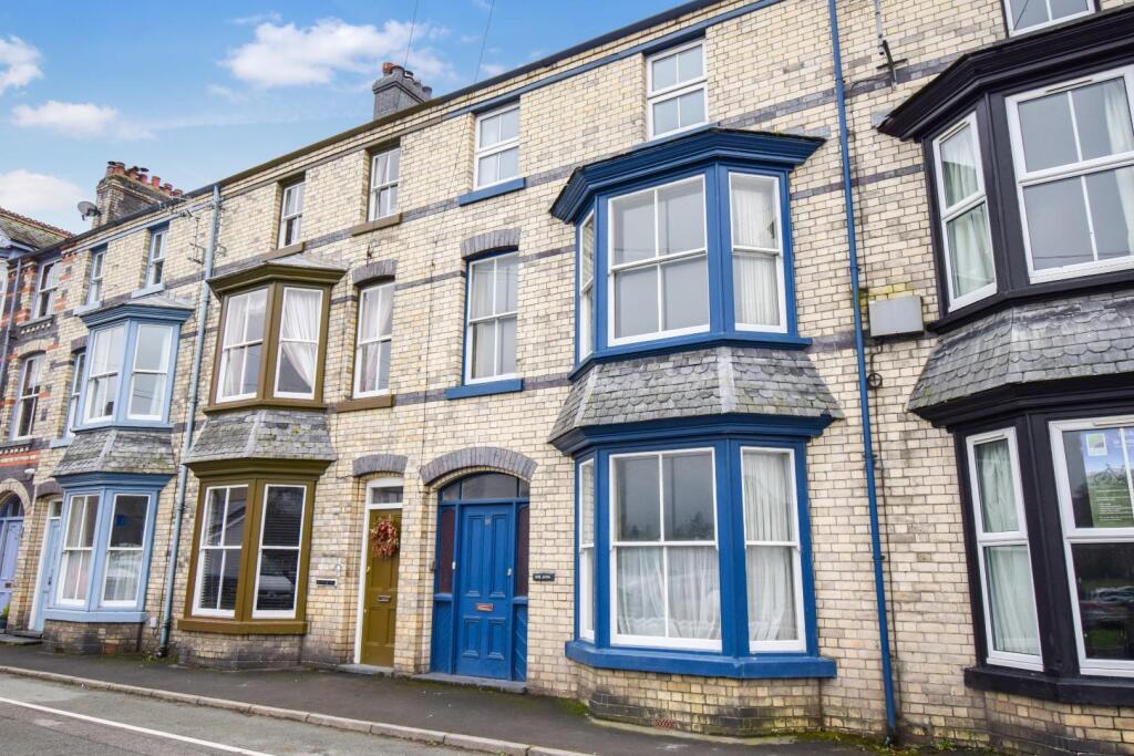 Main image of property: Ffrydan Road, Bala