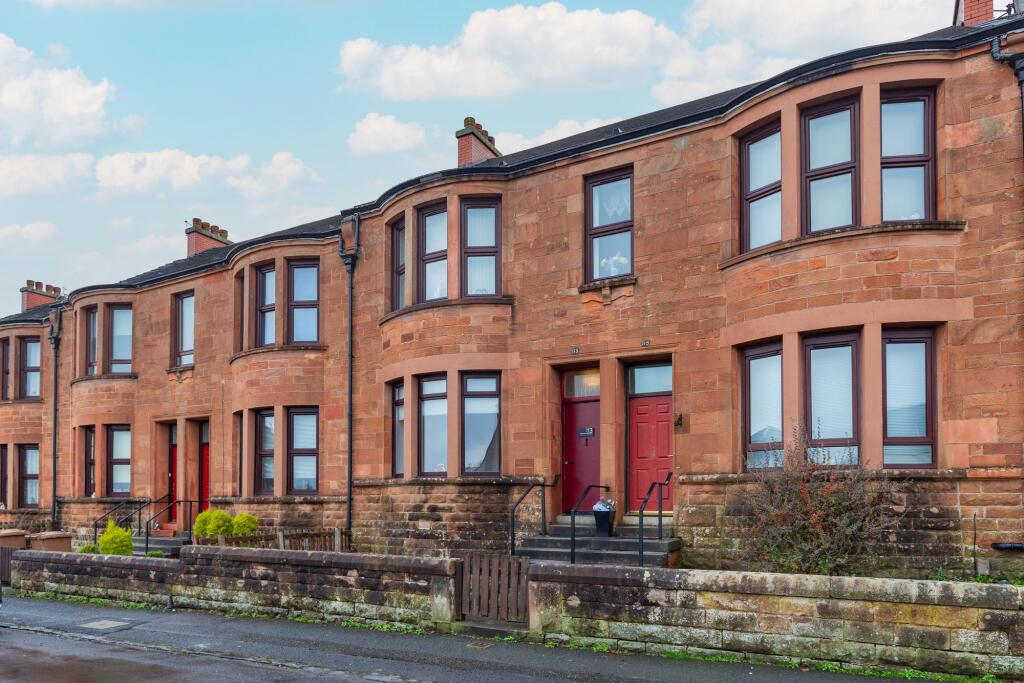 1-bed flat on East Thornlie Street, Wishaw, ML2, £85,000