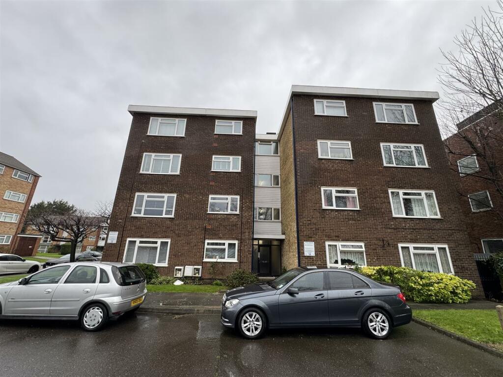 Main image of property: Windsor Court, Southgate, N14