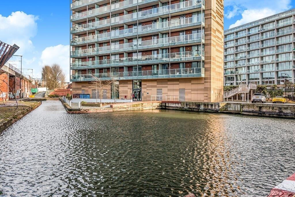 Main image of property: Kelso Place, Manchester, M15