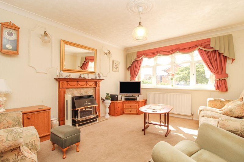 Ryton Close, Bedford, MK41 photo 3