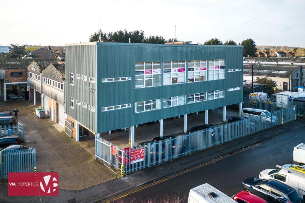 Main image of property: Plumpton Road, Hoddesdon, EN11