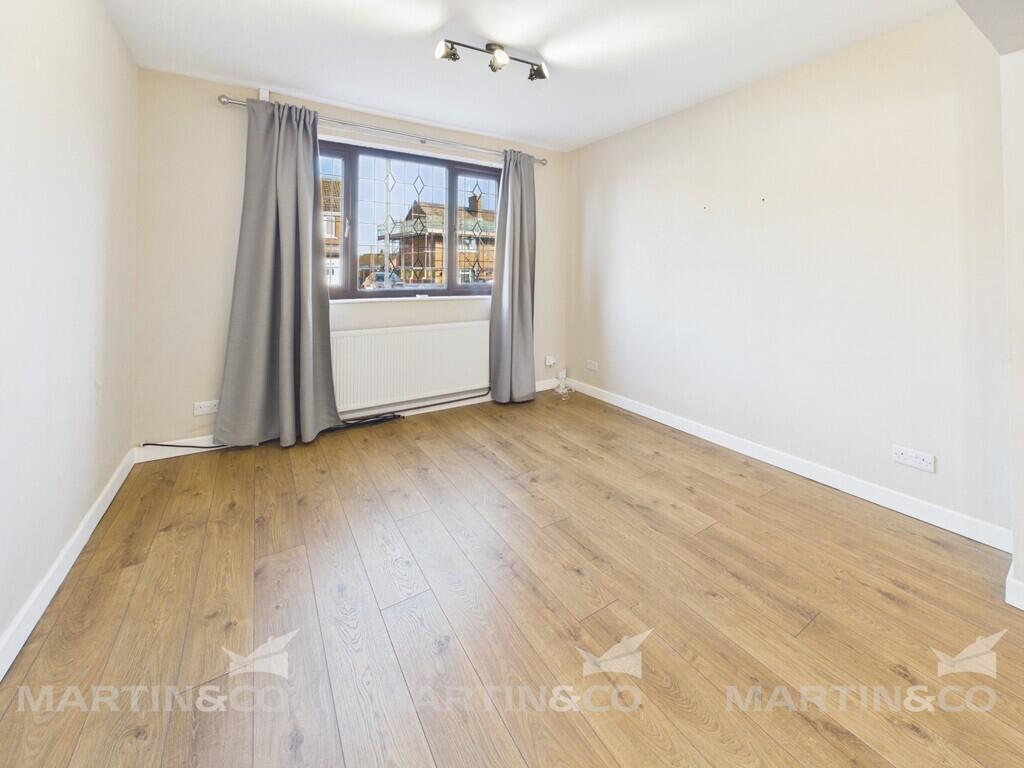 House in Doncaster, Norton - View 4
