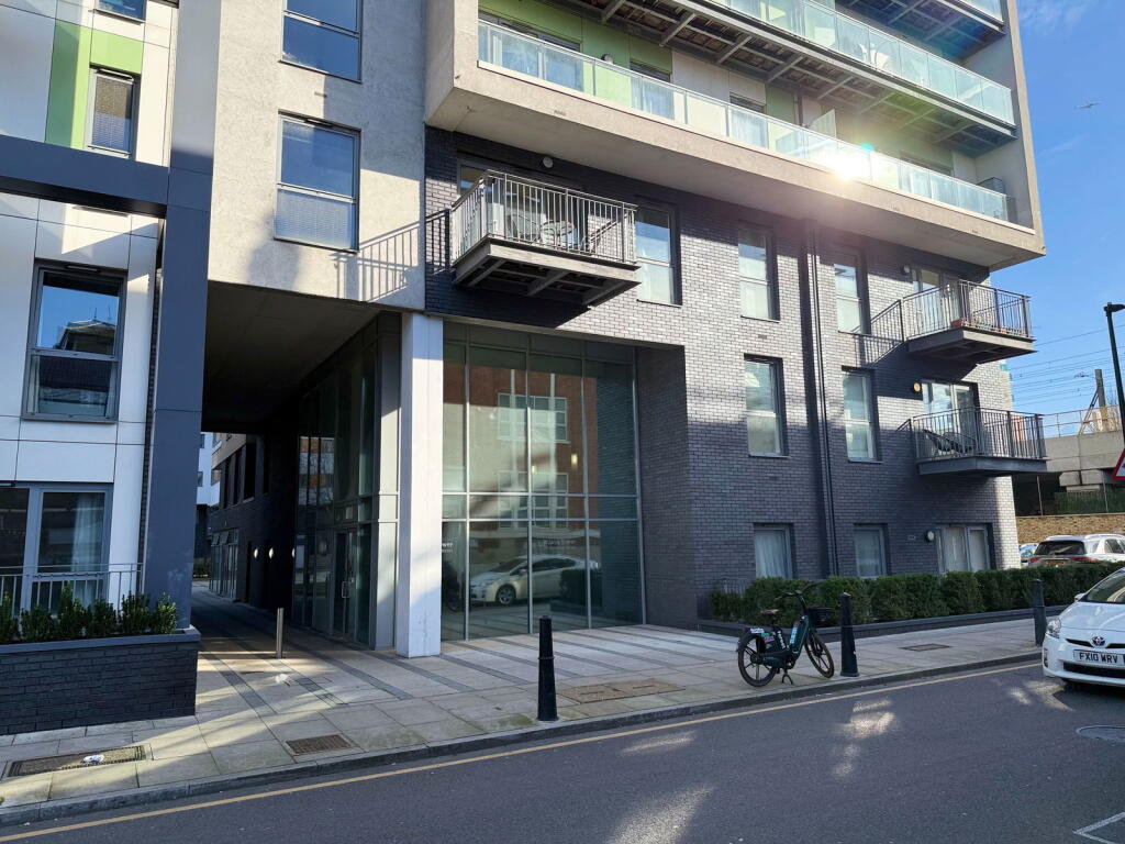 Main image of property: Christian Street, London, E1 1AW
