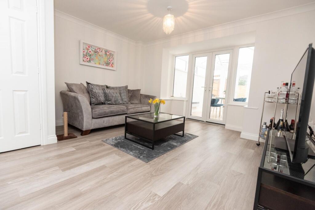 House in Sutton Coldfield, Roughley - View 5