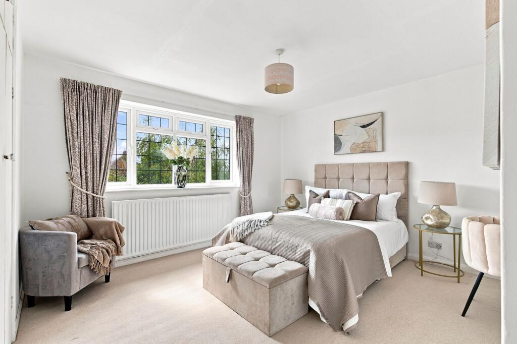 House in Tonbridge - View 3