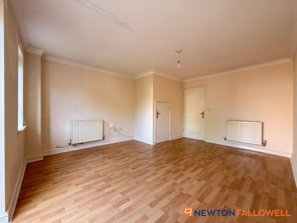 House in Nottingham - View 5