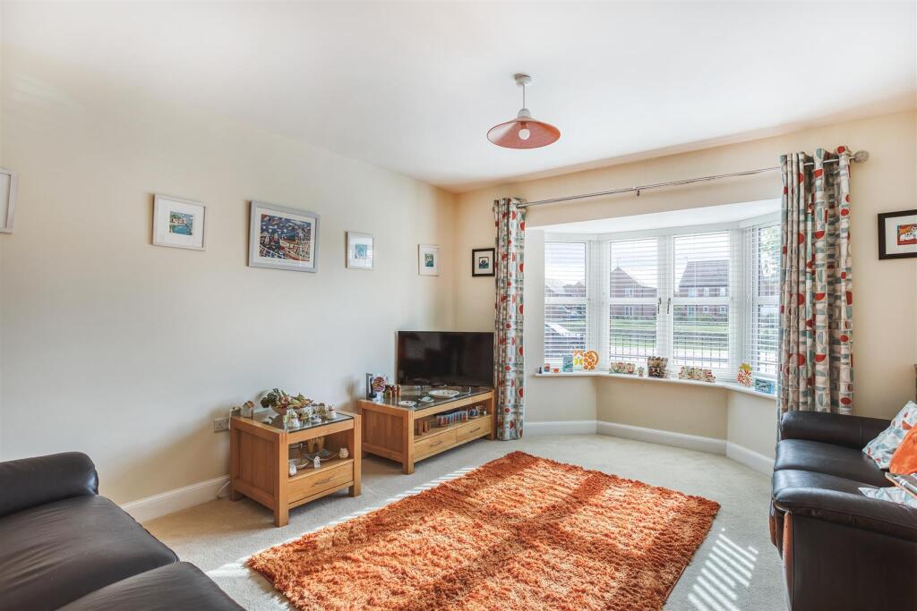 Tutbury Avenue, Littleover, Derby photo 3