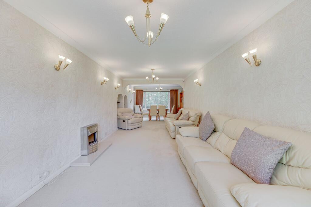 Holmes Chapel Road, Congleton, CW12 - More