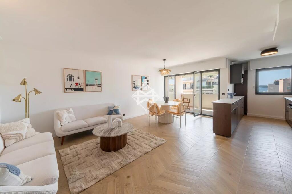 Main image of property: Provence-Alps-Cote d`Azur, Alpes-Maritimes, Cannes