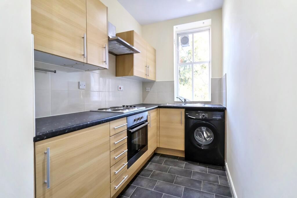 Apartment in Paisley - More