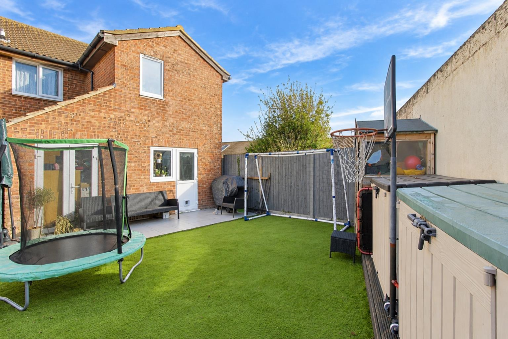 House in Canterbury - View 5