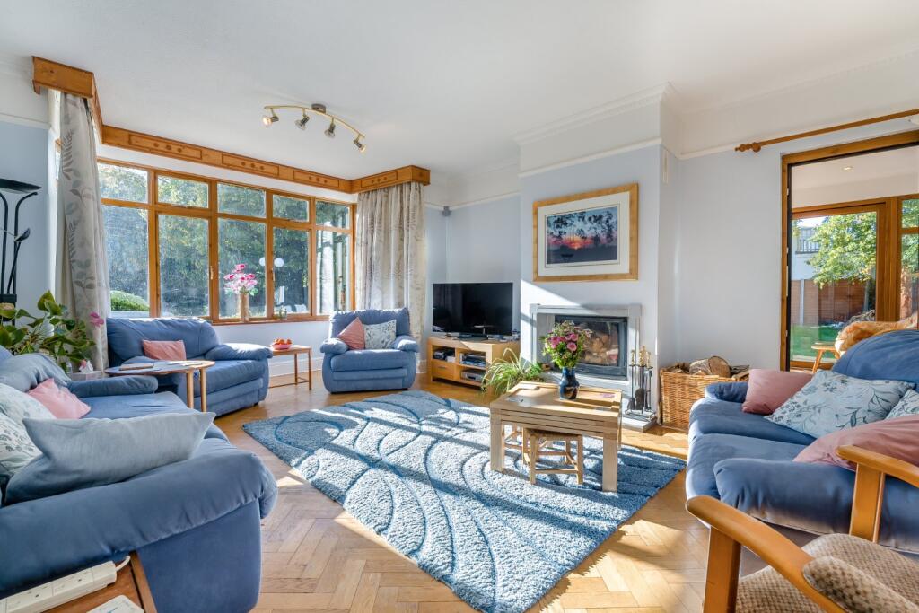 House in Arun, Aldwick - More