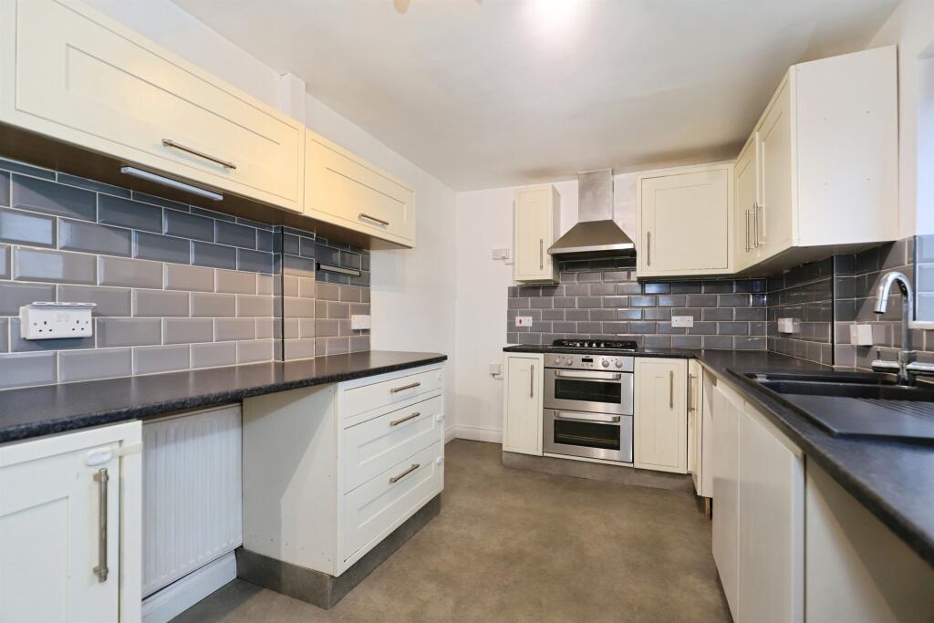 Wassell Drive, Bewdley photo 3
