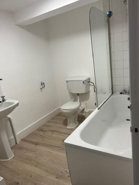Apartment in London, Lower Clapton, Hackney - More