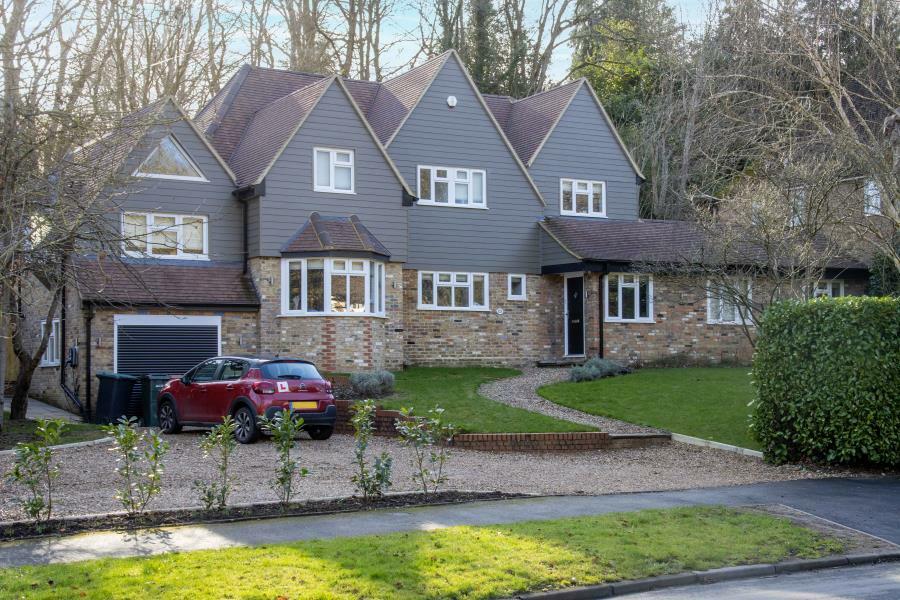 Main image of property: Valley Road, Rickmansworth