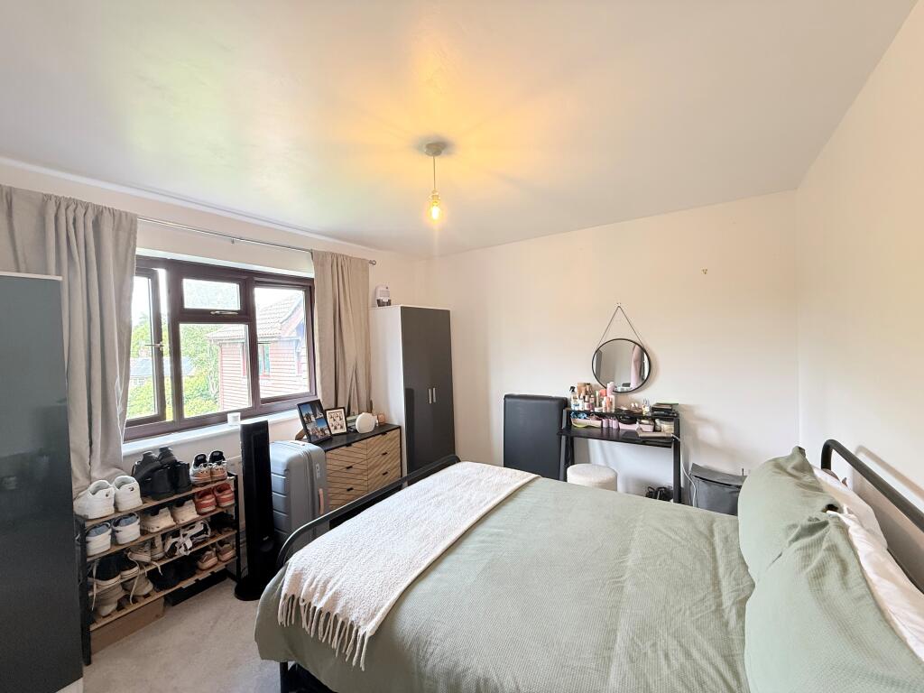 Pinewood Court, HAYWARDS HEATH - View 5