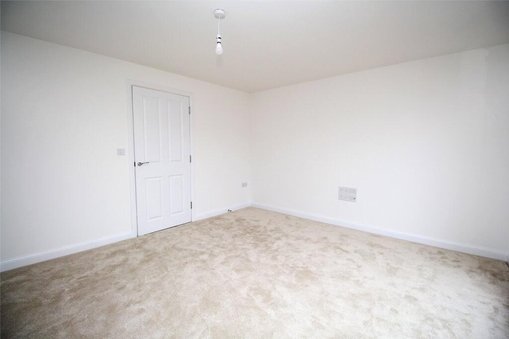 House in Guildford - View 4