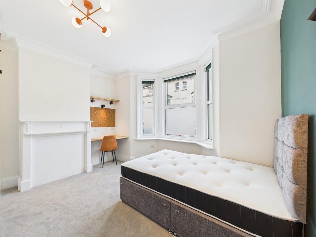 Main image of property: Hertford Road, Worthing, BN11 1HX