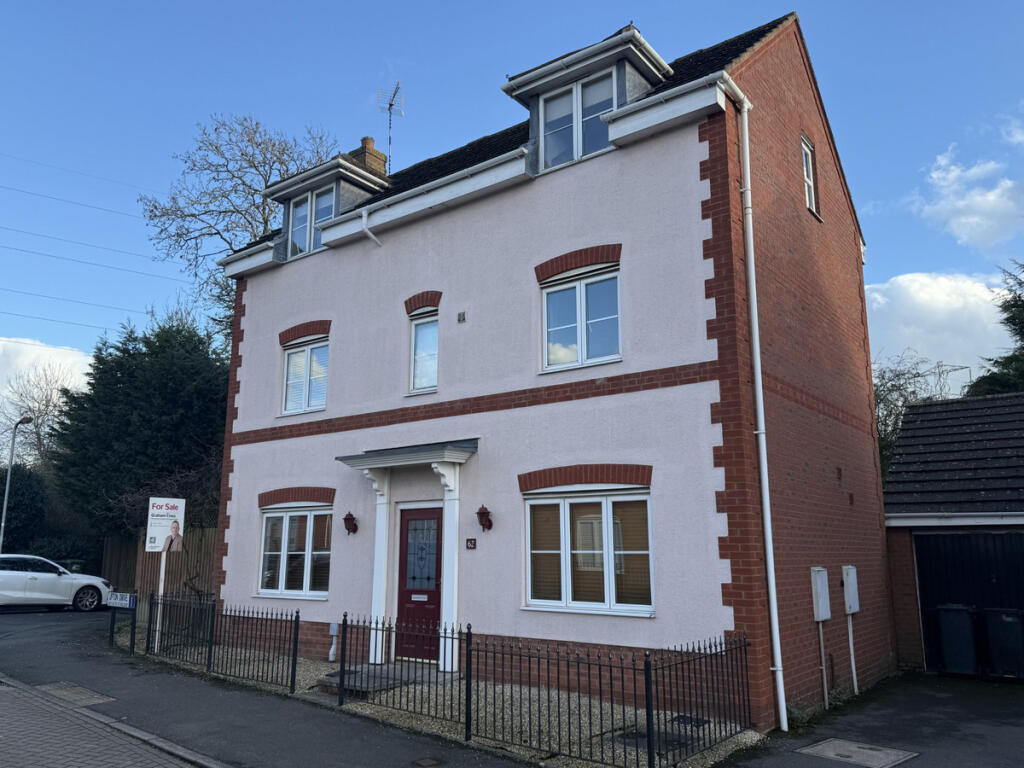 Main image of property: Upton Drive, Nuneaton, CV11