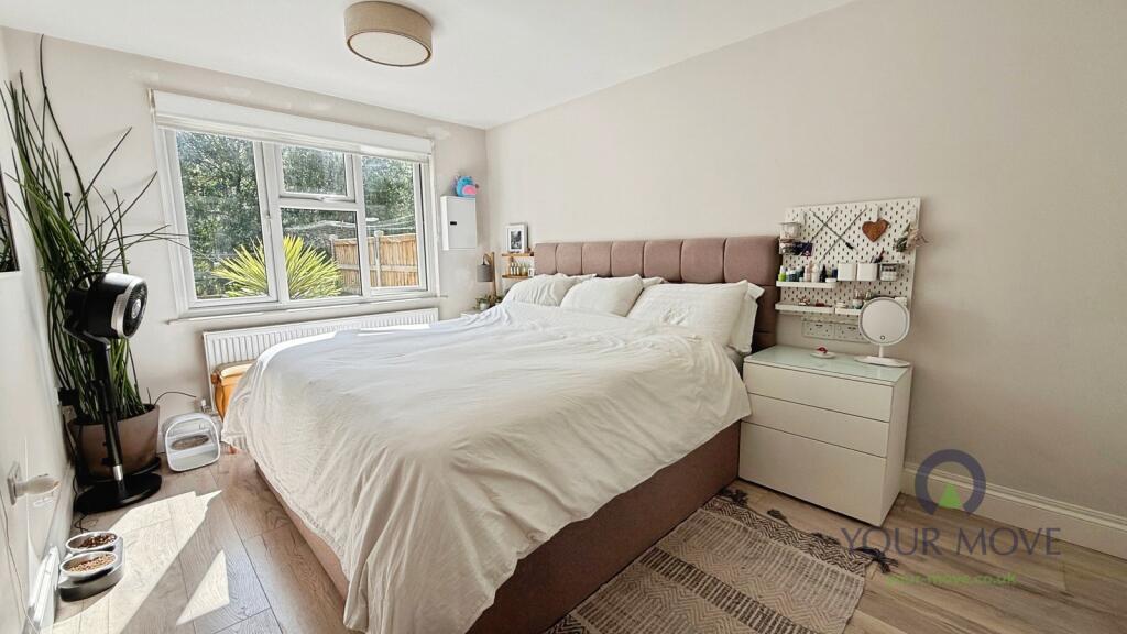 Apartment in London, Thamesmead - View 5
