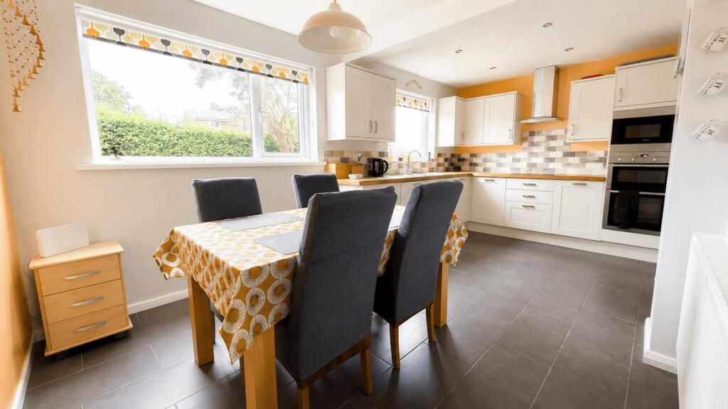 House in Macclesfield, Cheshire East - View 5