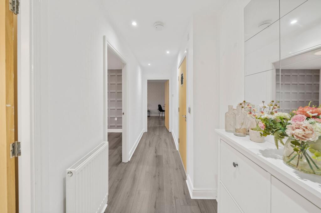 Apartment in Warrington, Great Sankey - View 5