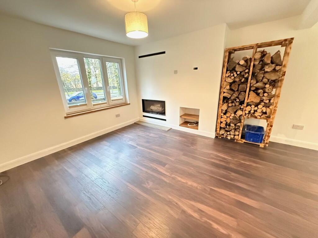 223 Cousin Lane, Halifax, West Yorkshire, HX2 8EE photo 2