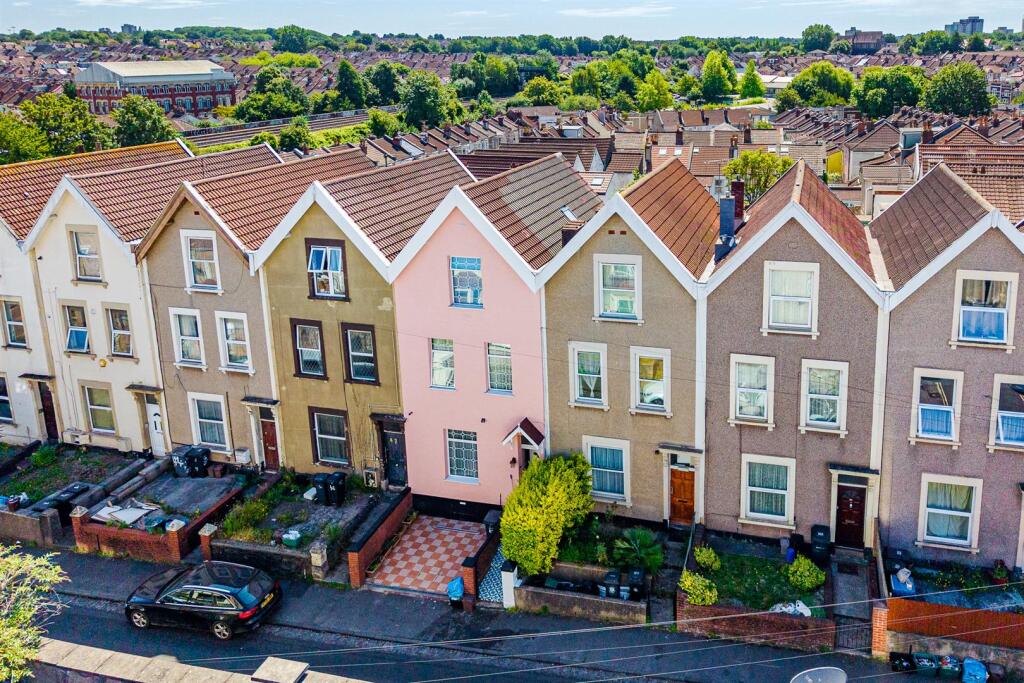 Main image of property: PERIOD HOUSE | UPDATING | EASTON