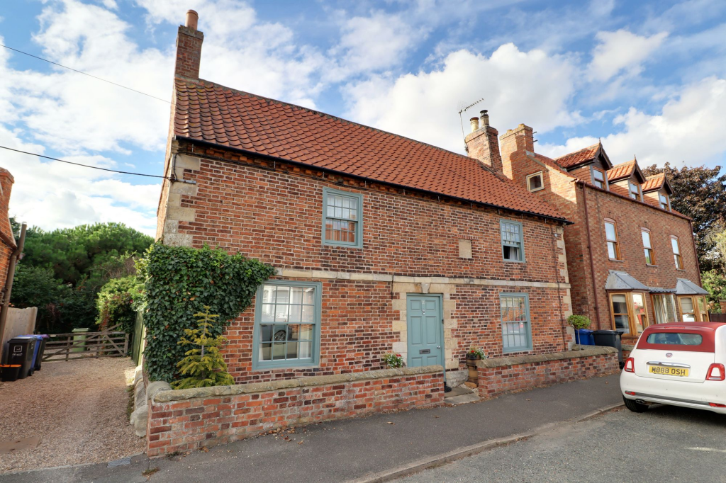 Main image of property: High Street, Newton-On-Trent, LN1