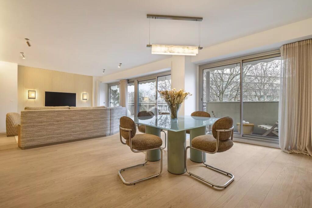 Main image of property: France