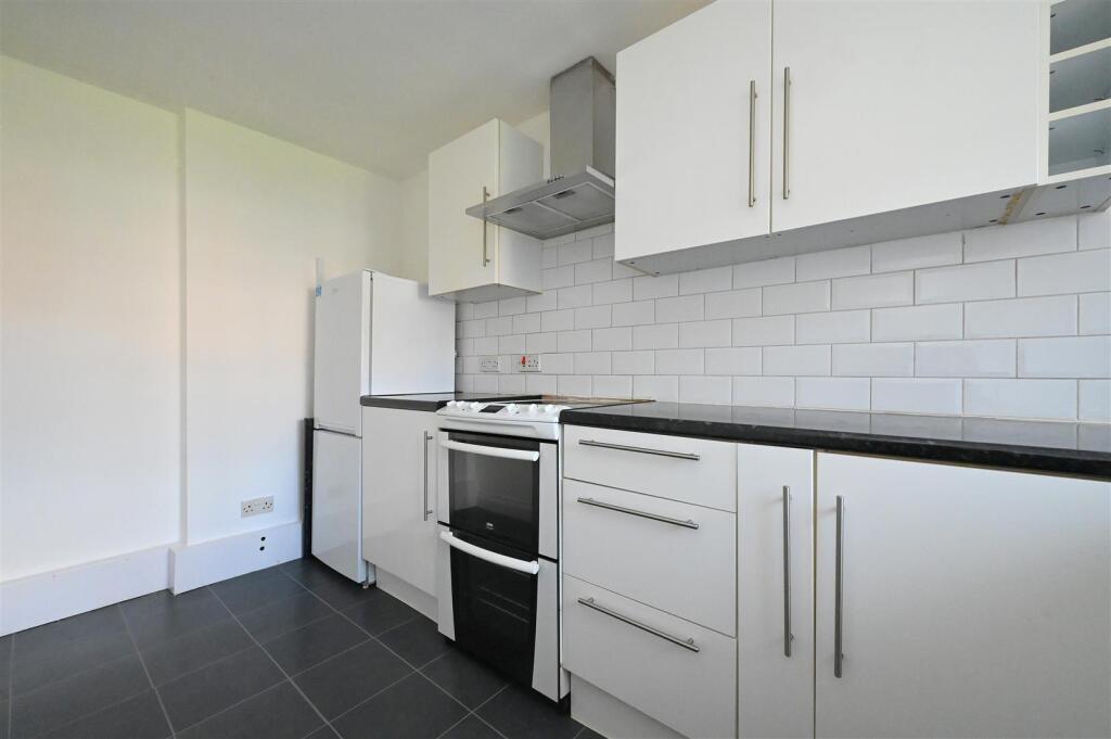 Clent Way, Bartley Green, Birmingham photo 5