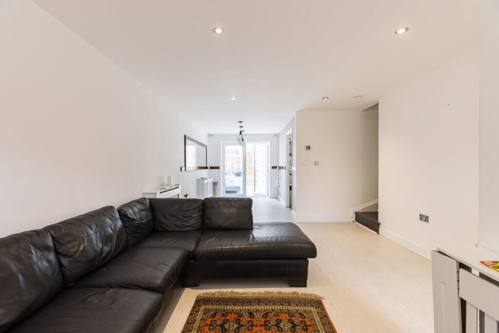 House in London - View 4