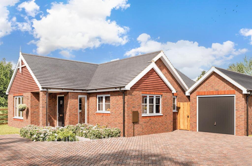 Main image of property: The Gallops, Sandygate Lane, Lower Beeding, Horsham, West Sussex