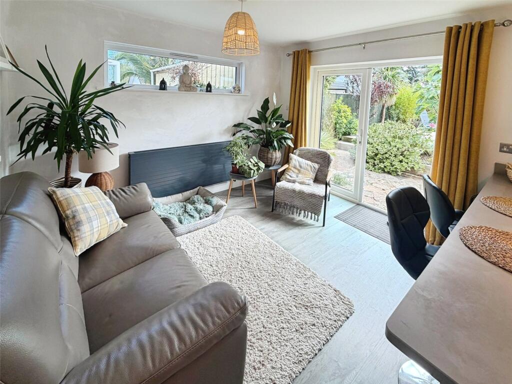 House in Exeter - View 3