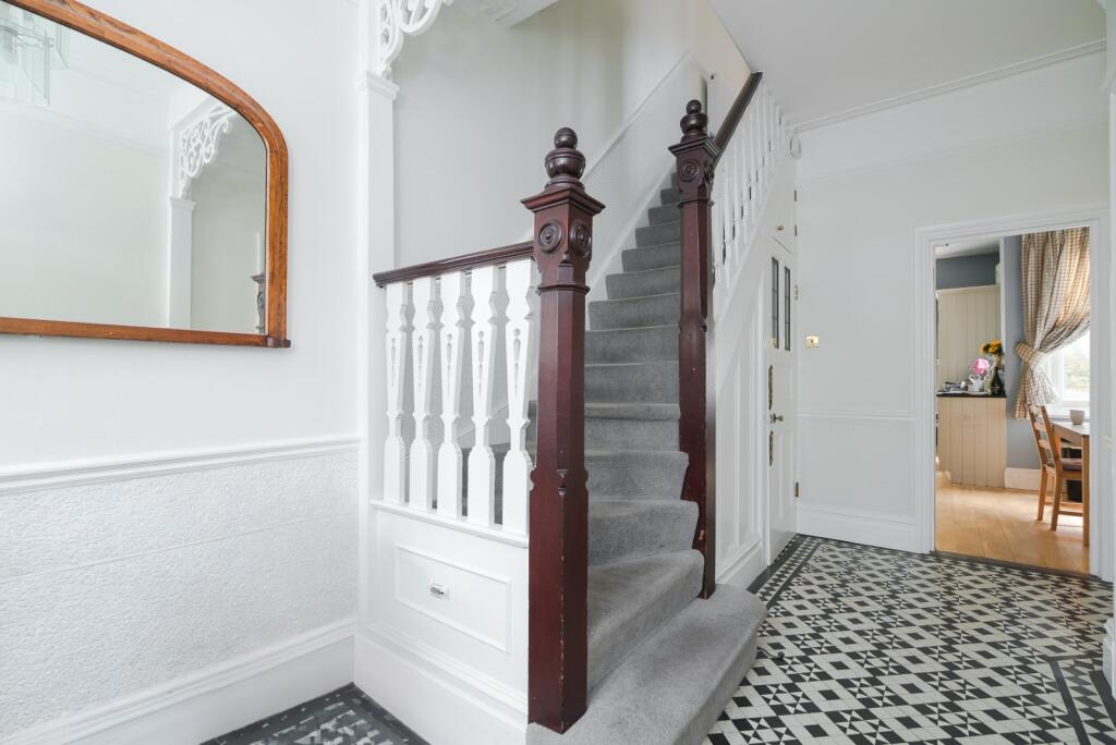 House in London - More