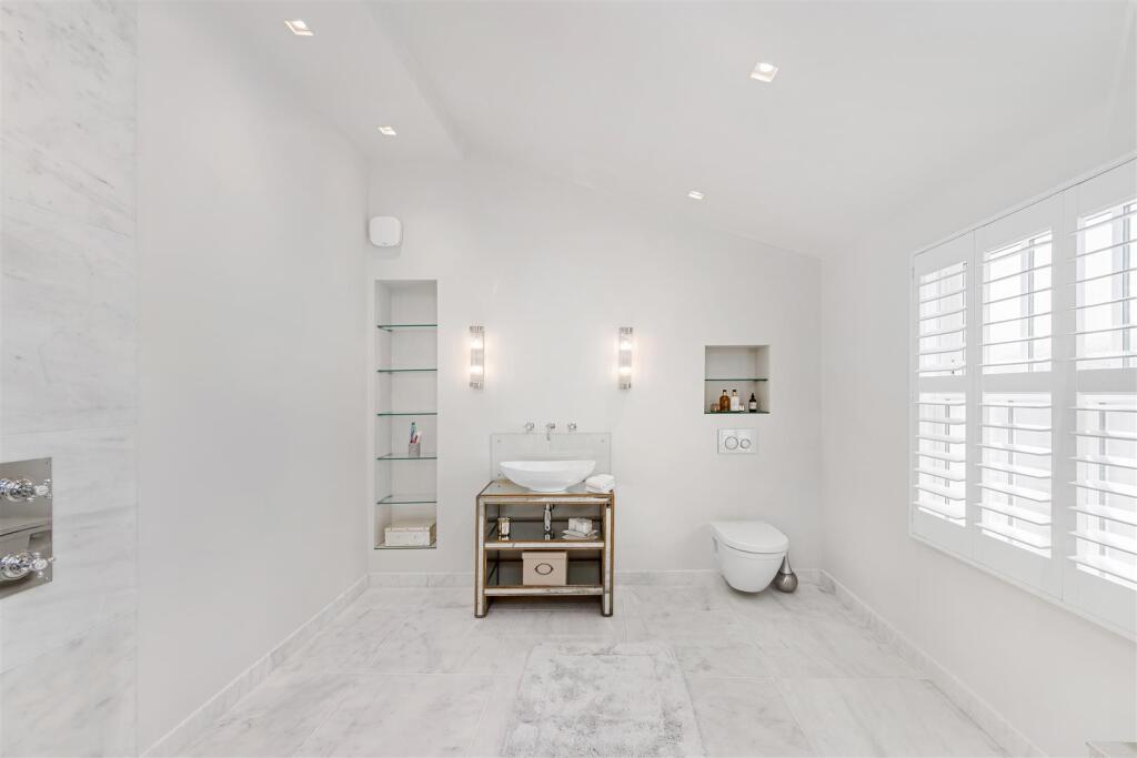 2 bedroom house for rent