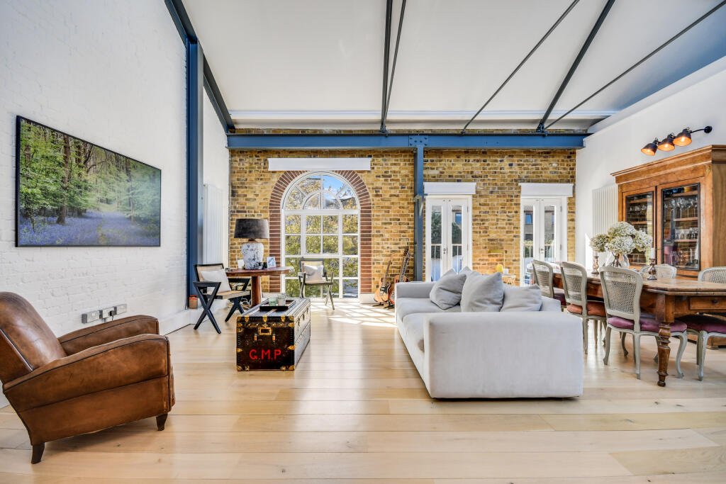 Apartment in Chelmsford, Moulsham - View 2
