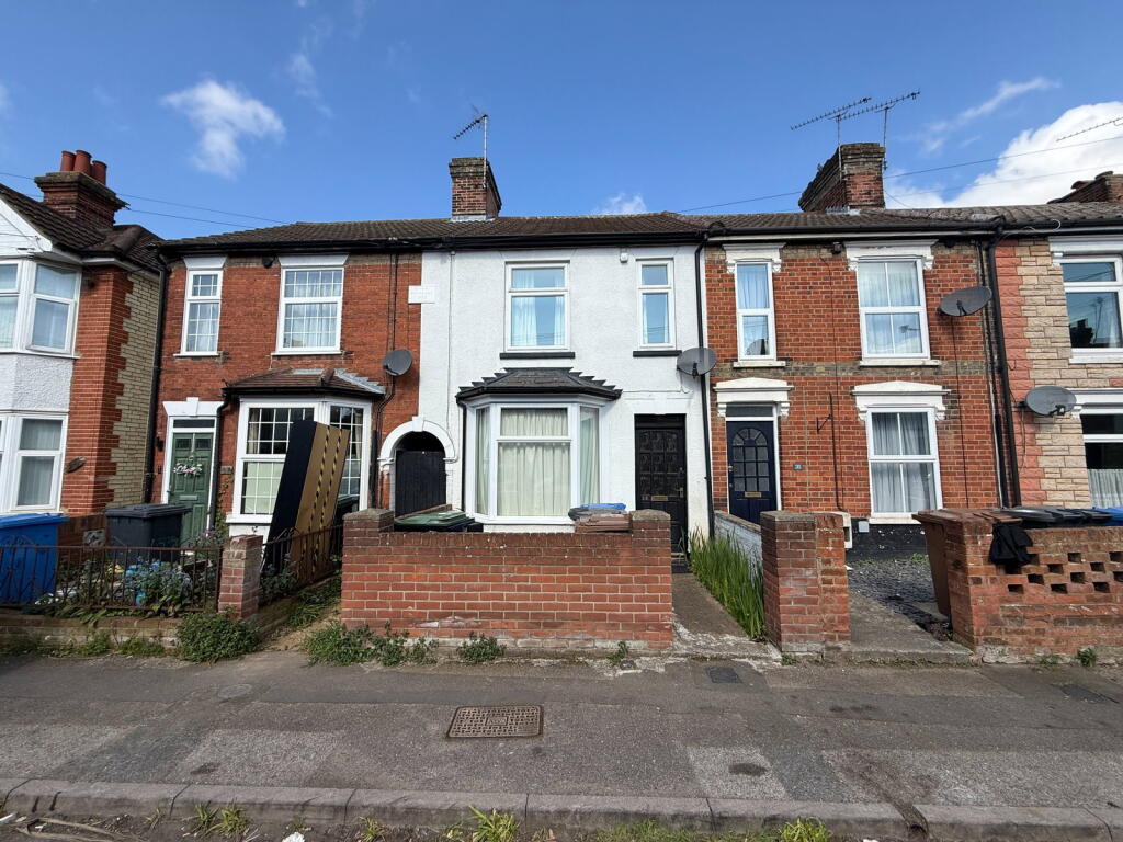 3-bed terraced on Ipswich, Suffolk, £177,750