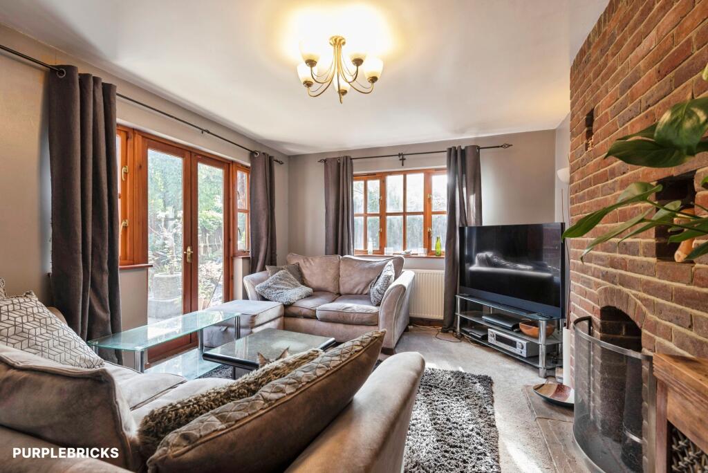 House in Biggleswade, Central Bedfordshire - More