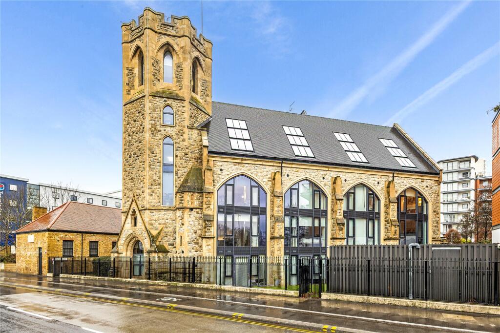 Main image of property: High Street, Brentford, TW8