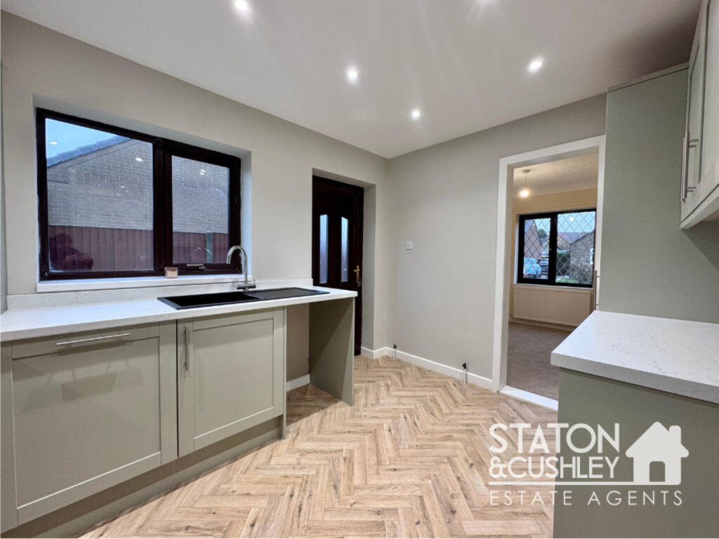 The Green, Huthwaite, NG17 photo 4