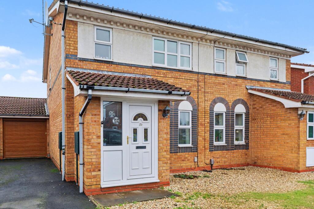 Main image of property: Columbine Grove, Evesham, WR11