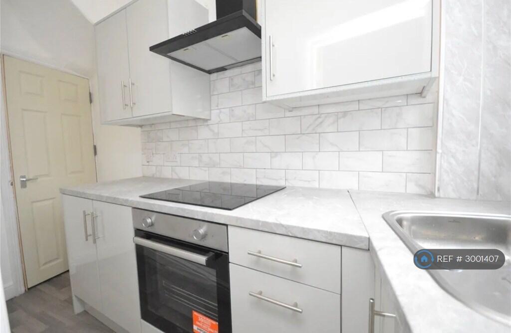 Main image of property: Westbourne Place, Leeds, LS11