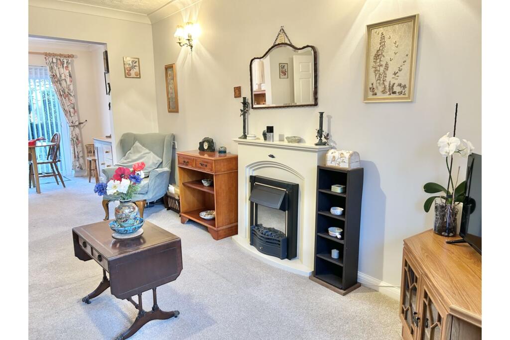 House in Canterbury, Sturry - View 5