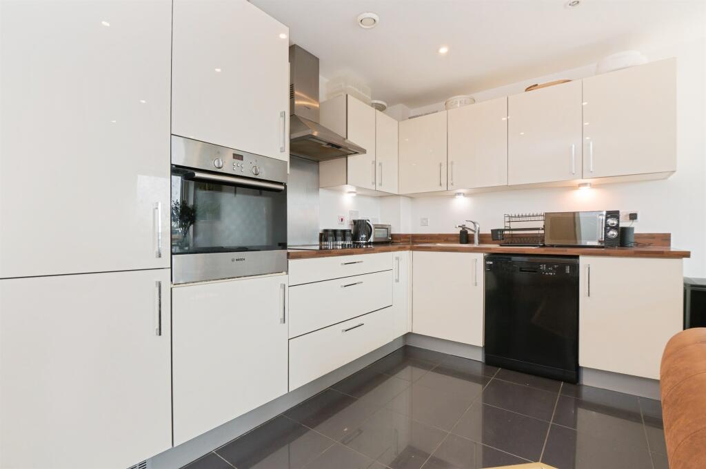 John Thornycroft Road, Southampton photo 4