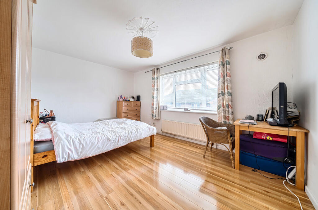 4 bedroom flat for rent